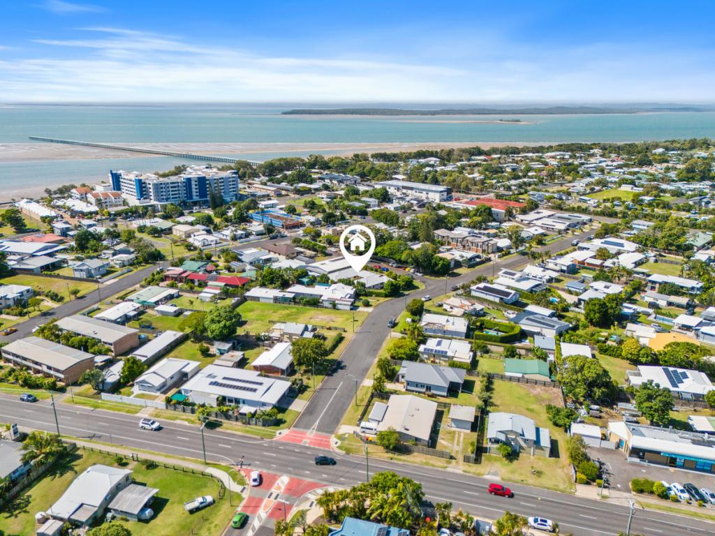 7a Sandy St, Urangan, QLD 4655