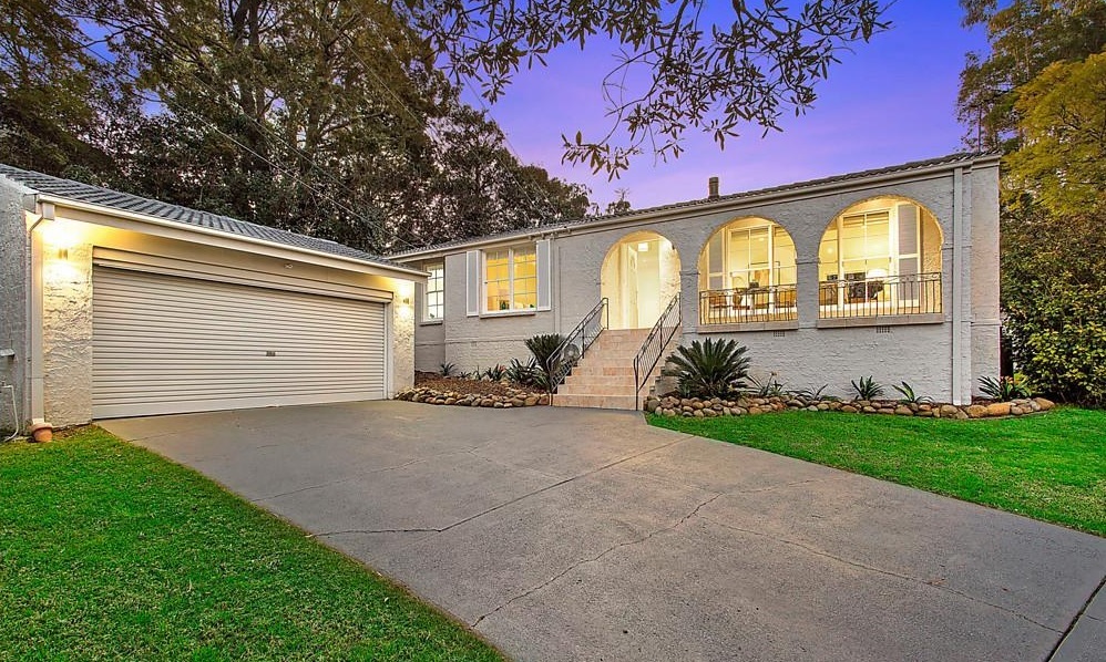 15 Palace Rd, Baulkham Hills, NSW 2153