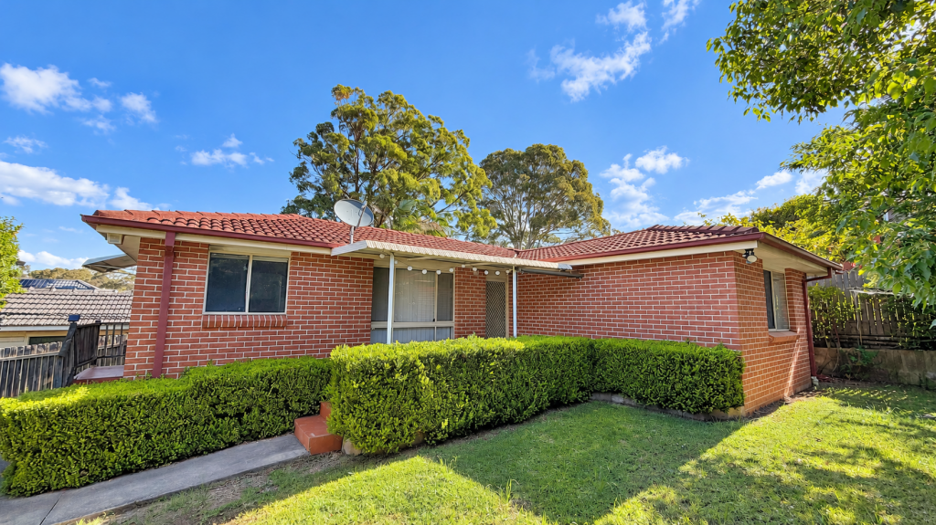 18a Bringelly Ave, Pendle Hill, NSW 2145