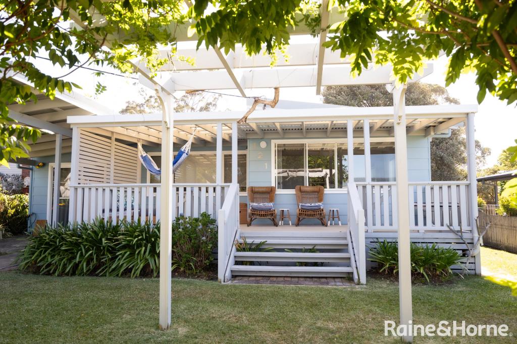 121 Matron Porter Dr, Narrawallee, NSW 2539