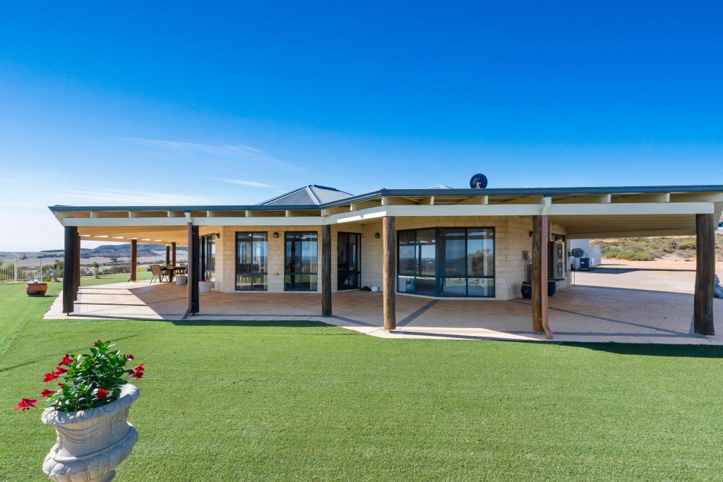 219 Cooper St, Waggrakine, WA 6530