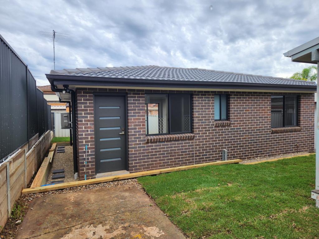 24a Mimosa Rd, Bossley Park, NSW 2176