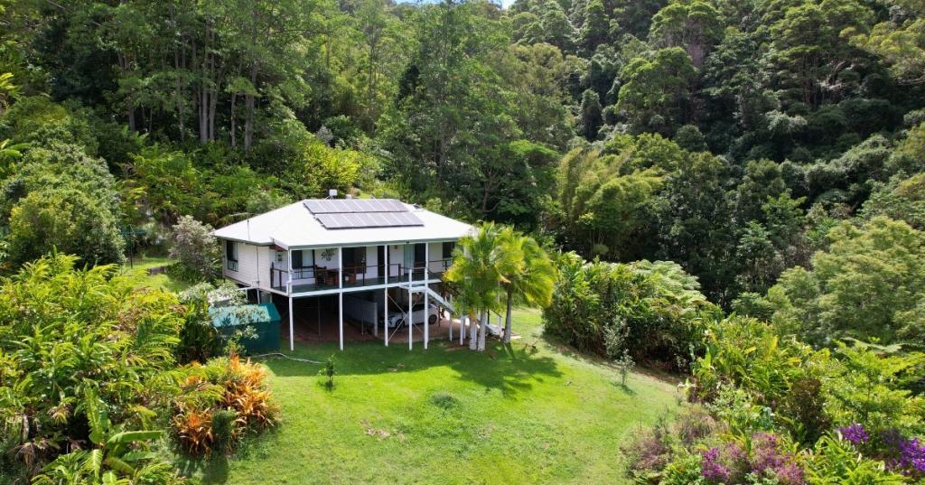 569 Palmwoods Montville Rd, Montville, QLD 4560