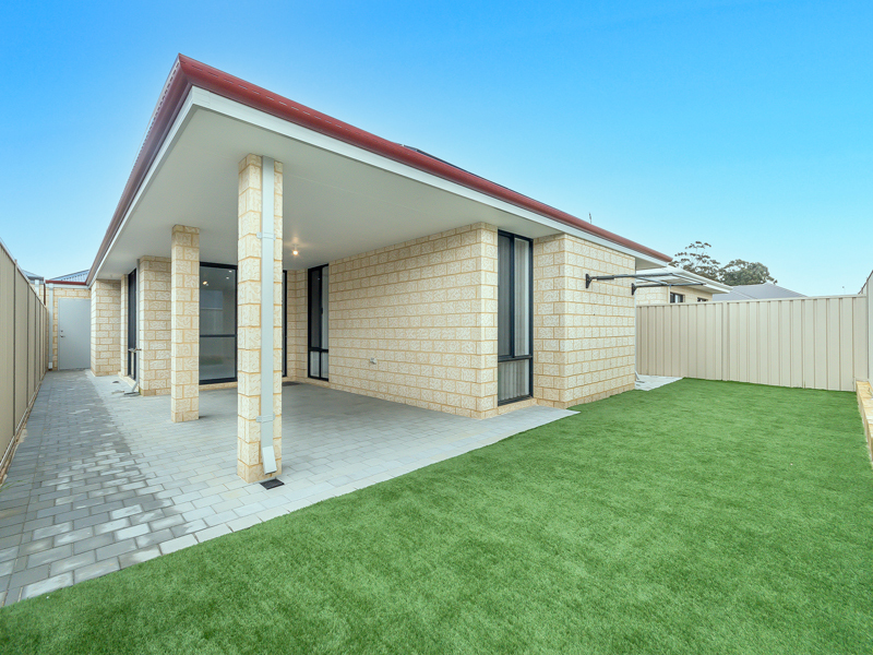 107 Boatwright Ave, Haynes, WA 6112