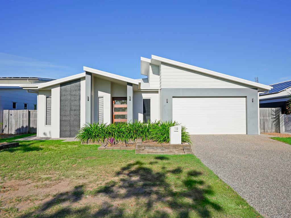 19 Kahana Ave, Burdell, QLD 4818