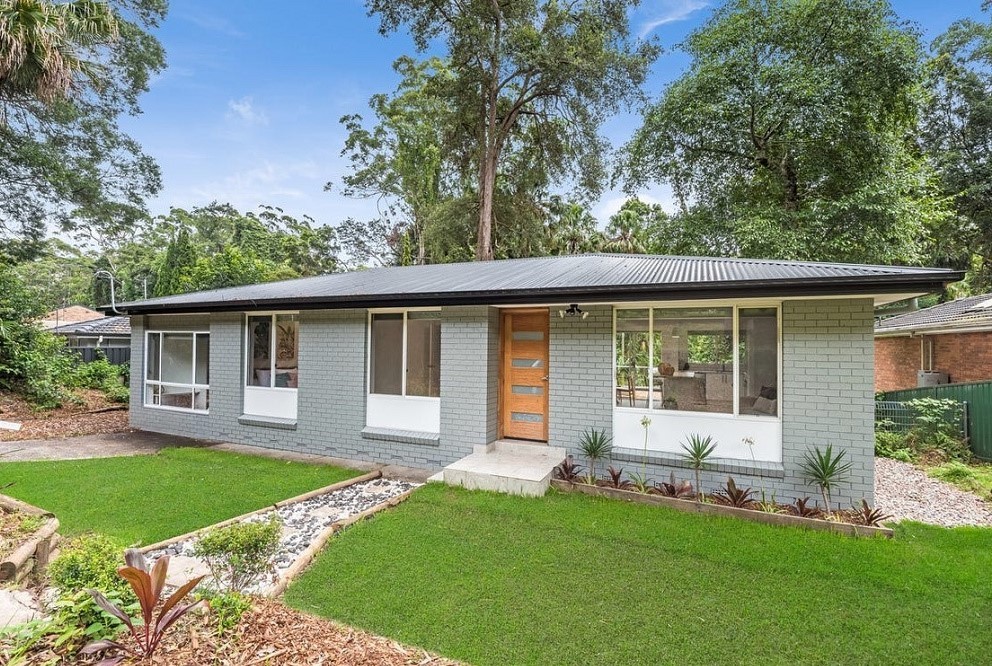 27 Blackbutt St, Wyoming, NSW 2250