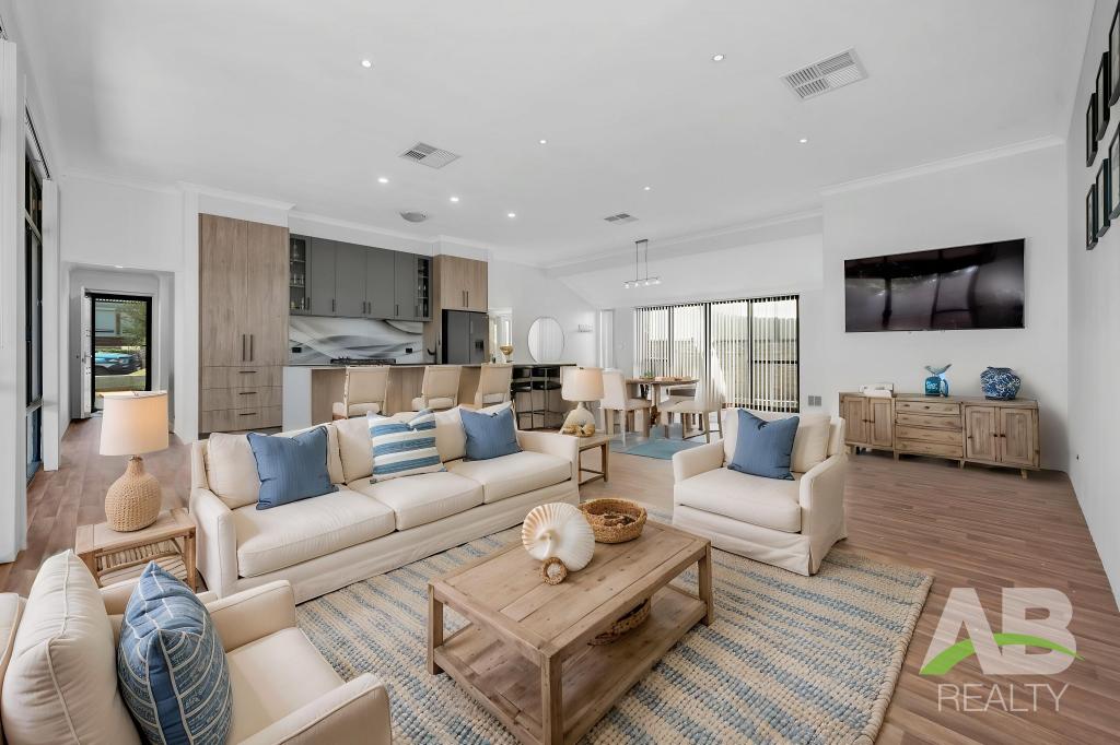 2 Karrivale Ct, Pearsall, WA 6065