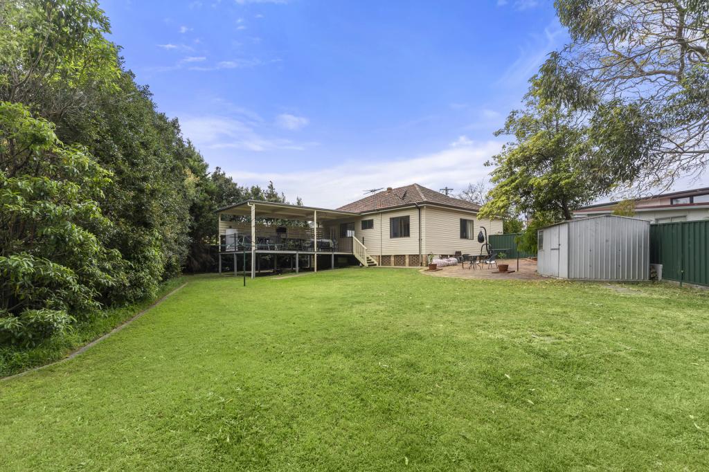 17 Wallawa Ave, Engadine, NSW 2233