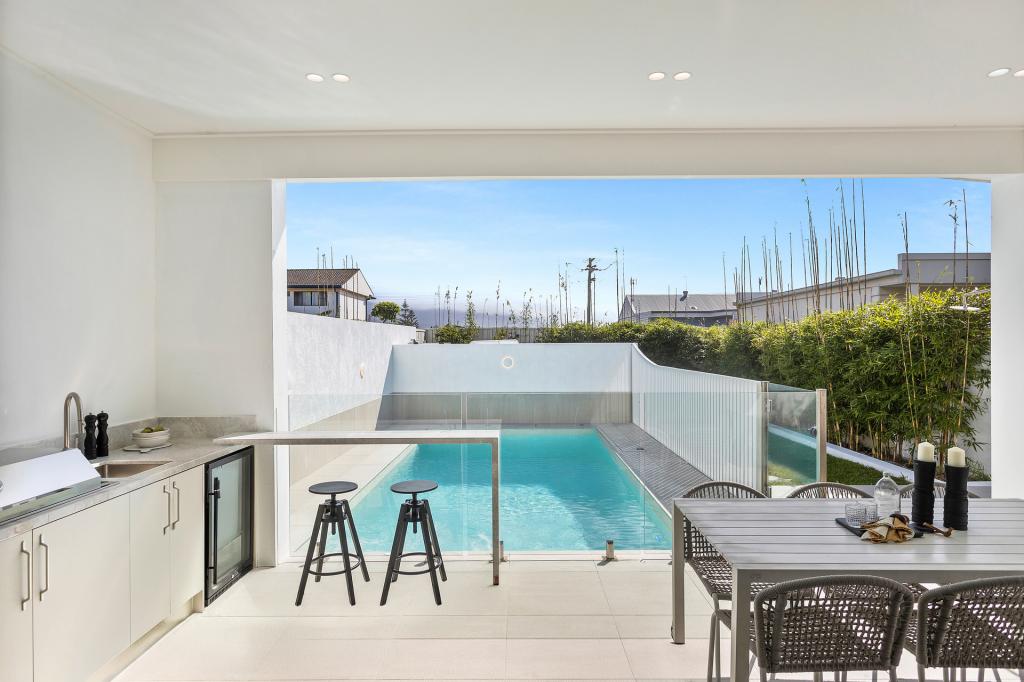 10a Ocean Ave, Woonona, NSW 2517