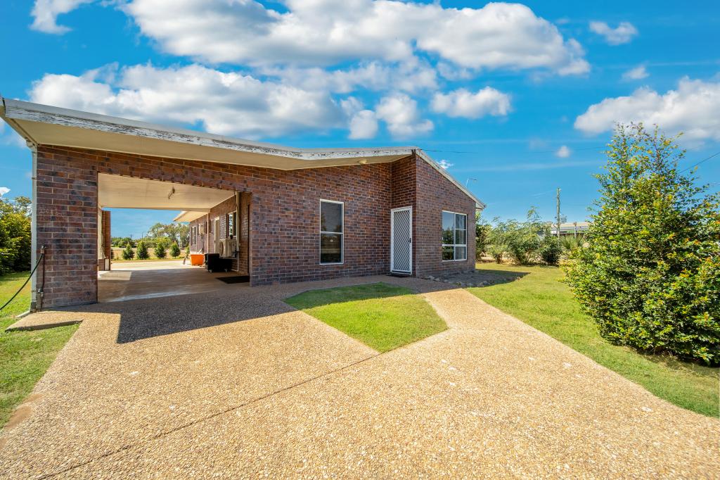 2 Fysh St, Emerald, QLD 4720