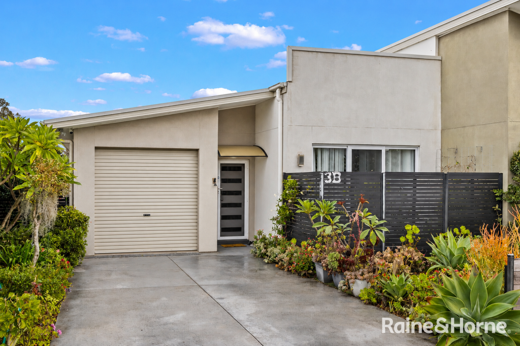 3b Denton Rd, Spring Farm, NSW 2570