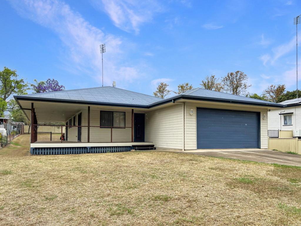 26 Edward St, Wondai, QLD 4606