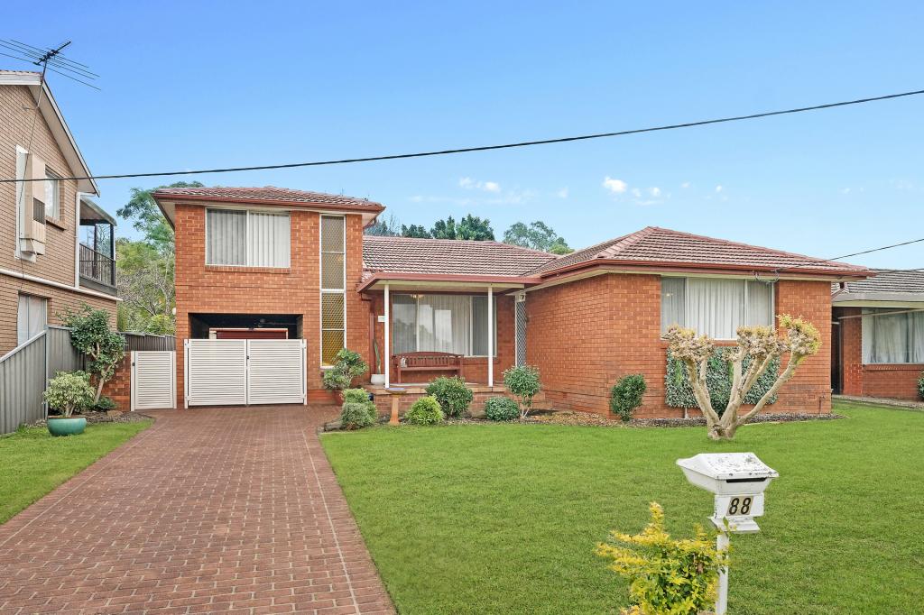 88 Lavinia St, Seven Hills, NSW 2147