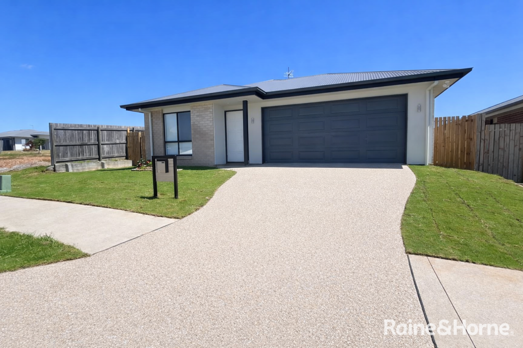 10 Scampi Dr, Clinton, QLD 4680