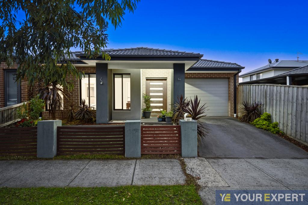 27 Tremont St, Pakenham, VIC 3810