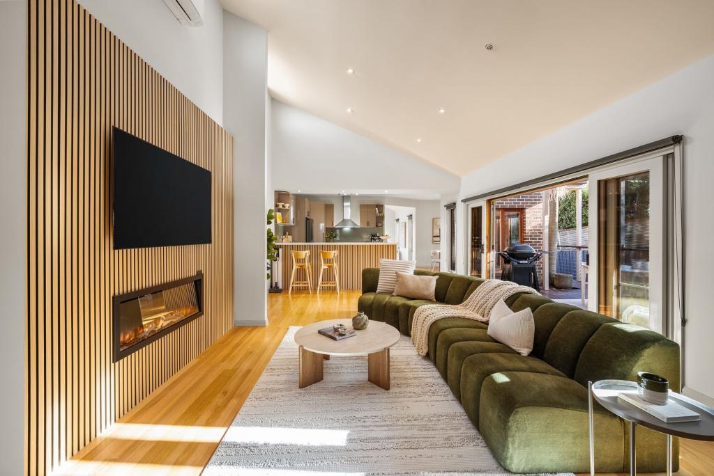 63 Whistler Dr, Berwick, VIC 3806