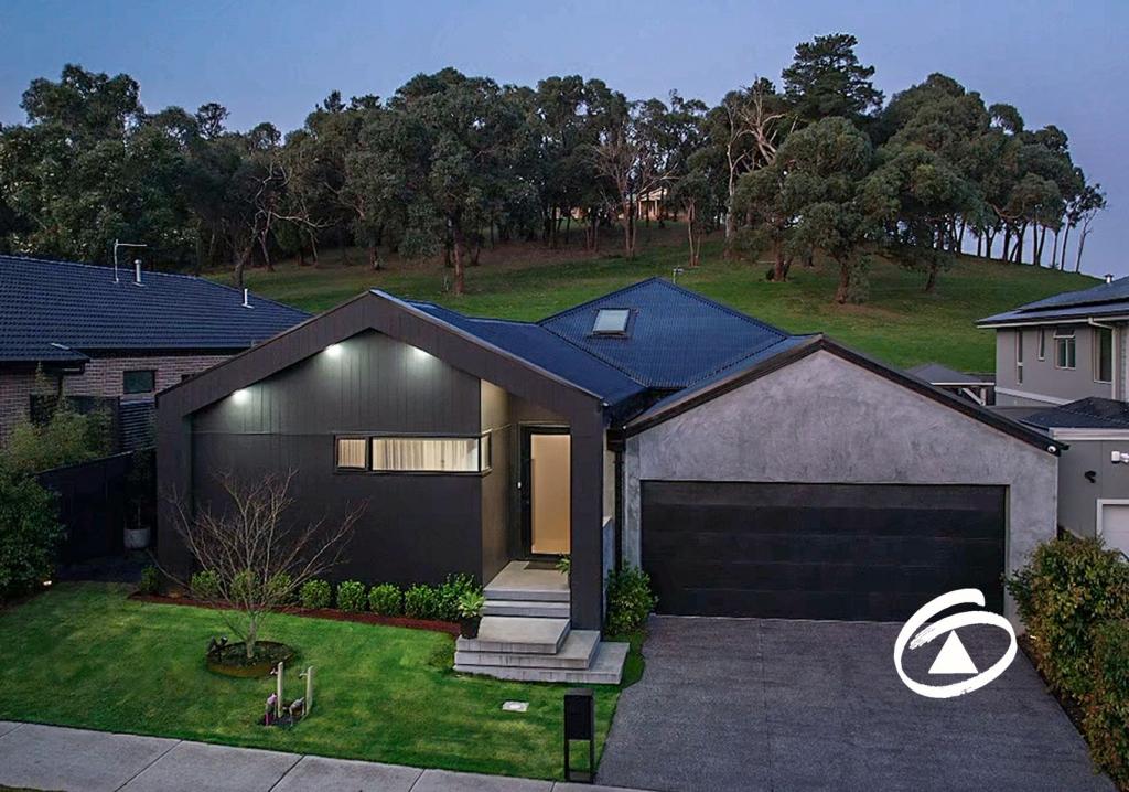 24 Oakrind Rise, Officer, VIC 3809