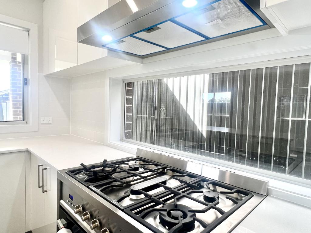 92 Galgalyung Rd, Austral, NSW 2179