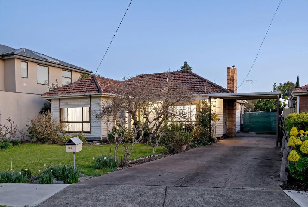 19 Conifer Ave, Brooklyn, VIC 3012