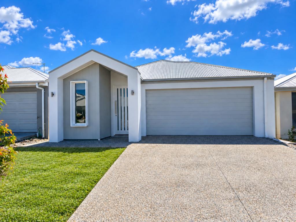 13 Oak Cct, Lilywood, QLD 4513