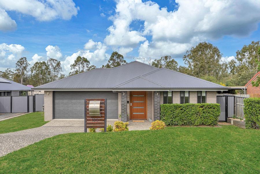 100 Equestrian Dr, Yamanto, QLD 4305