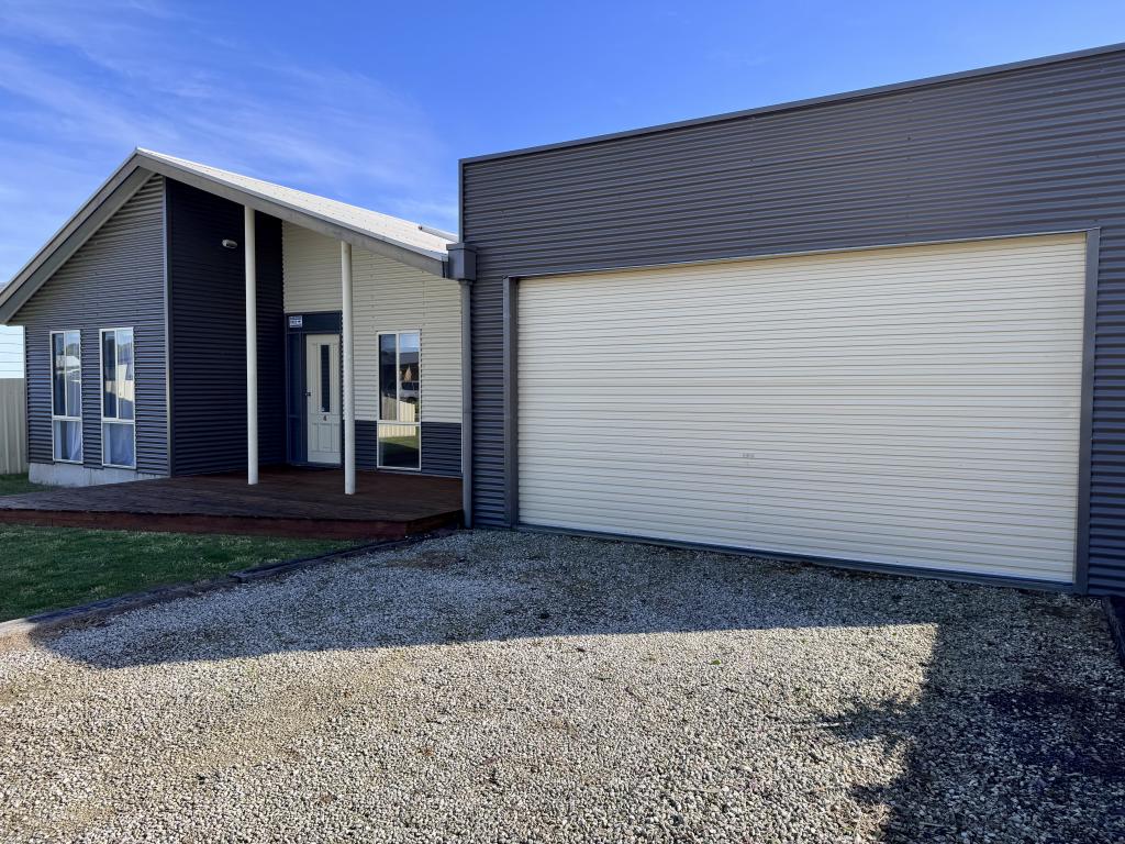 4 Mary Ellen Ct, Robe, SA 5276