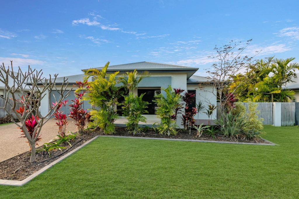 33 Barklya St, Mount Low, QLD 4818