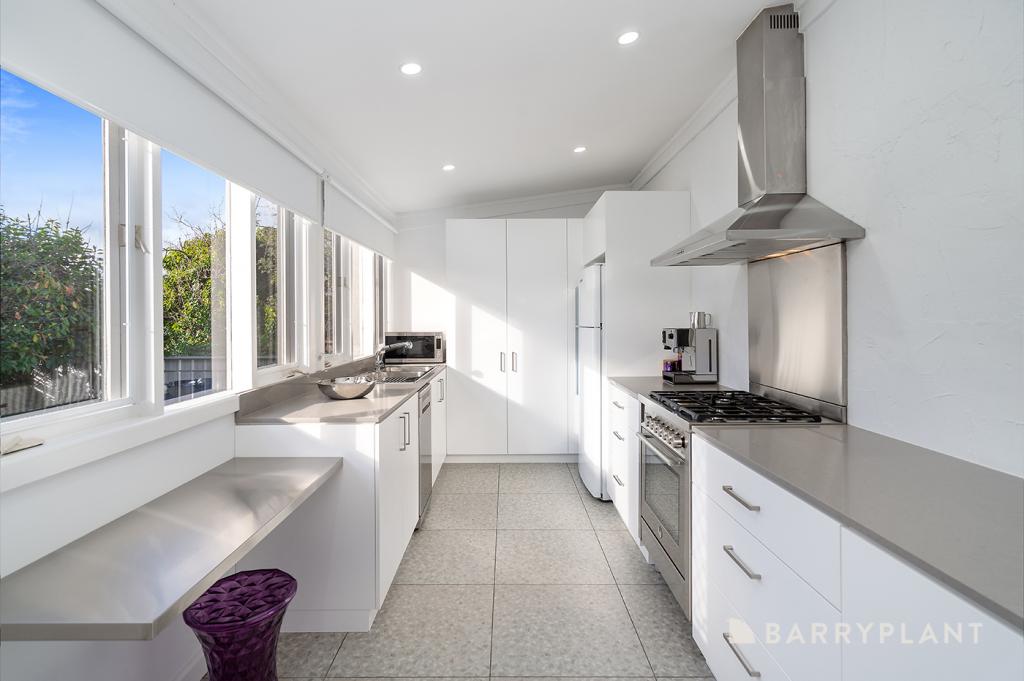 143 Martins Lane, Viewbank, VIC 3084