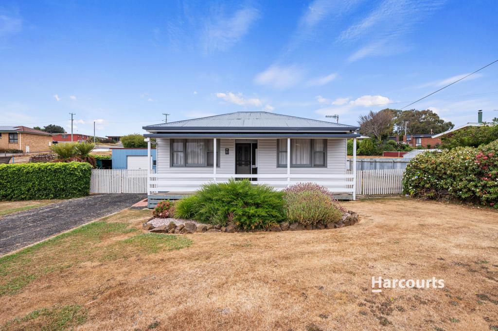 81 Deviation Rd, Penguin, TAS 7316