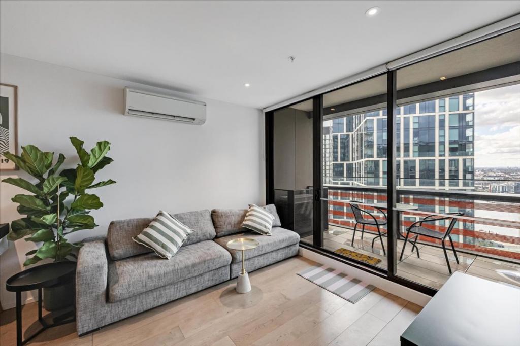 2312n/883 Collins St, Docklands, VIC 3008