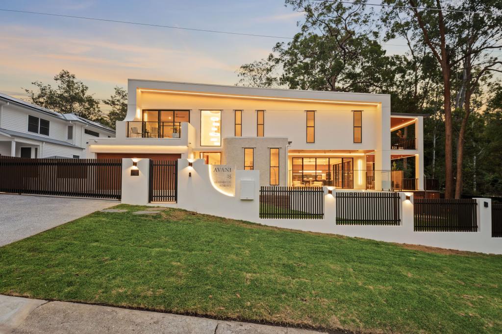 25 Elizabeth St, Everton Hills, QLD 4053