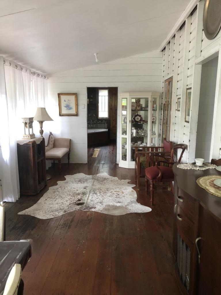 17 Emu St, Emu Park, QLD 4710