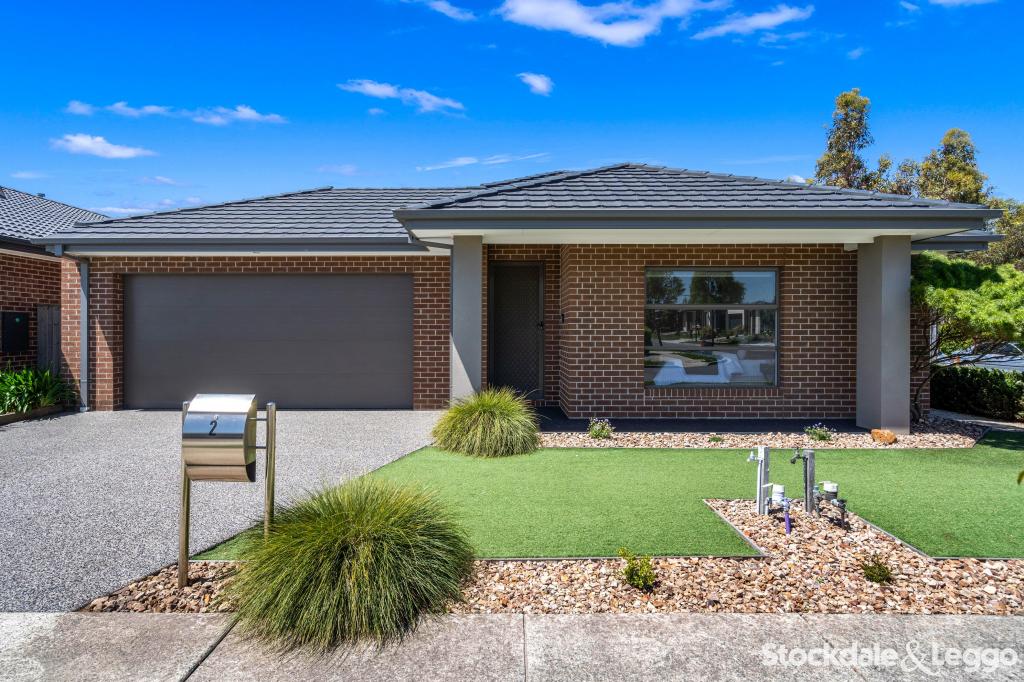 2 Fenwick Pde, Mickleham, VIC 3064