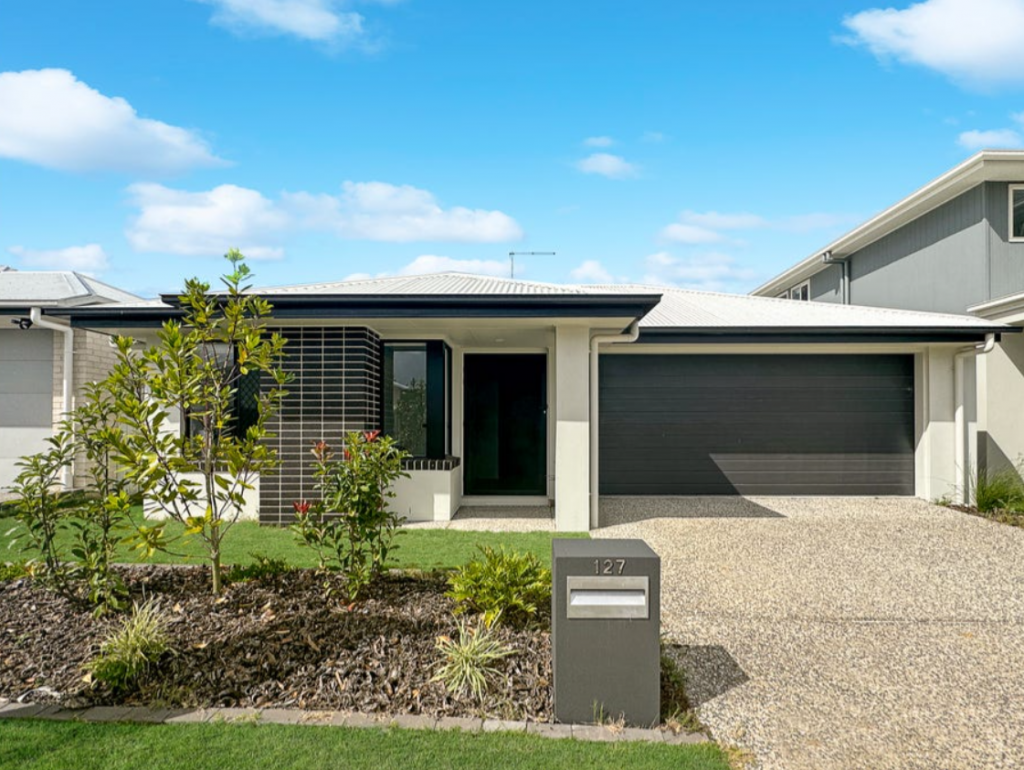 127 Great Keppel Way, Banya, QLD 4551