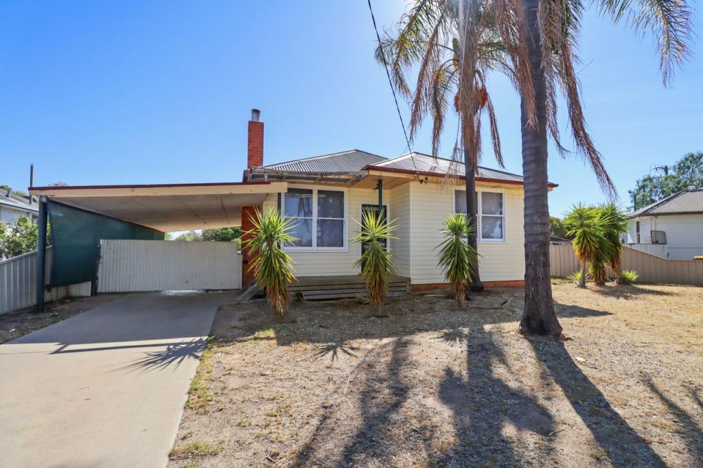 291 Sloane St, Deniliquin, NSW 2710