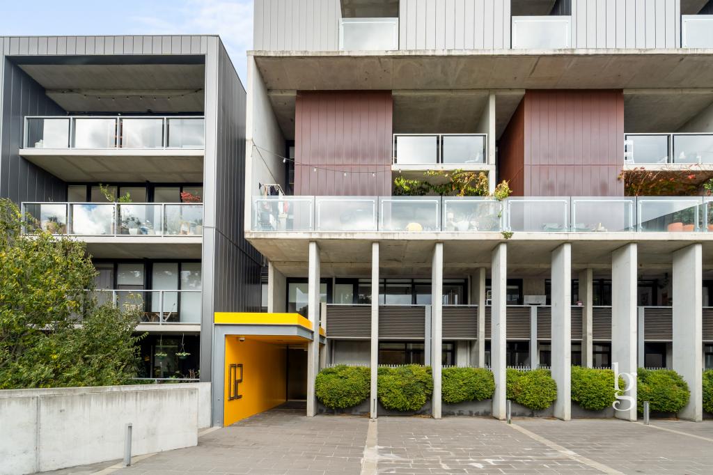 304/14 TRENERRY CRES, ABBOTSFORD, VIC 3067