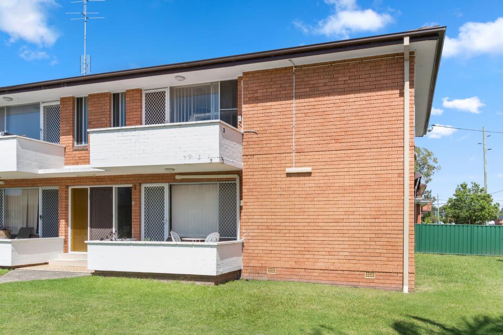 3/17 PRINCE EDWARD DR, BROWNSVILLE, NSW 2530