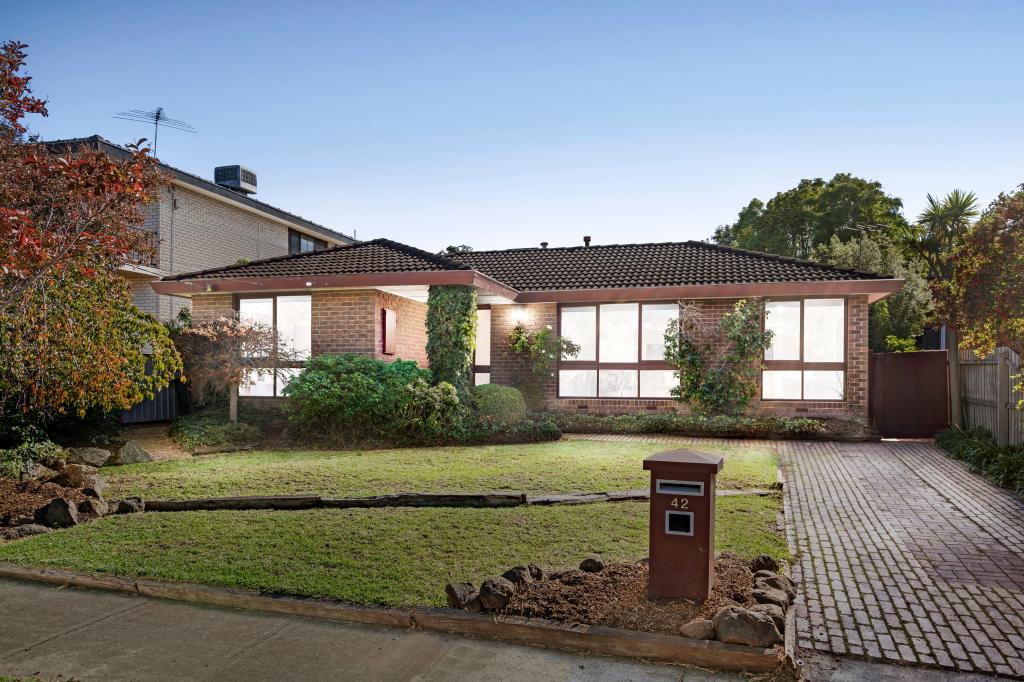 42 Randwick Dr, Keilor Park, VIC 3042