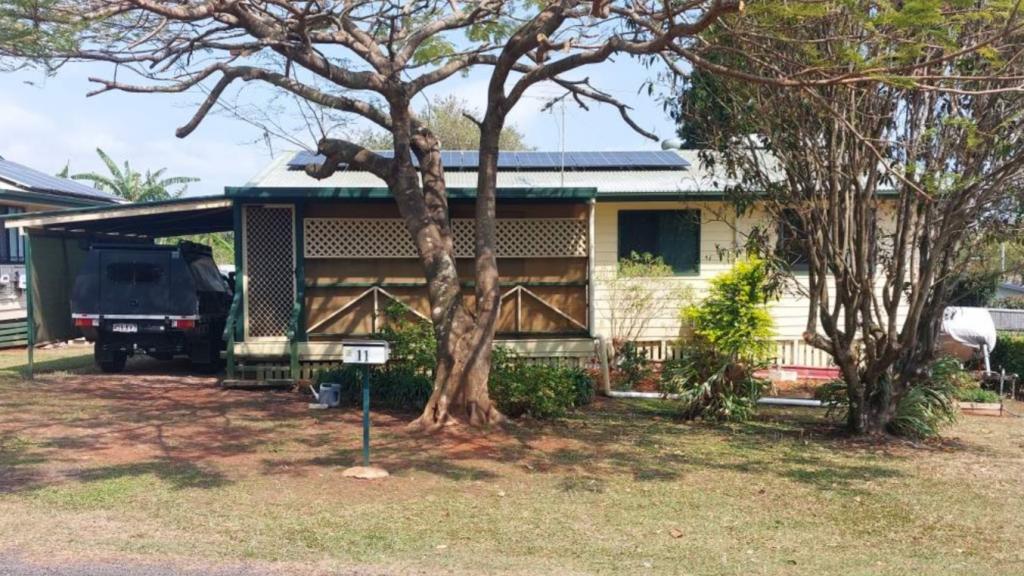 11 Bahah St, Macleay Island, QLD 4184