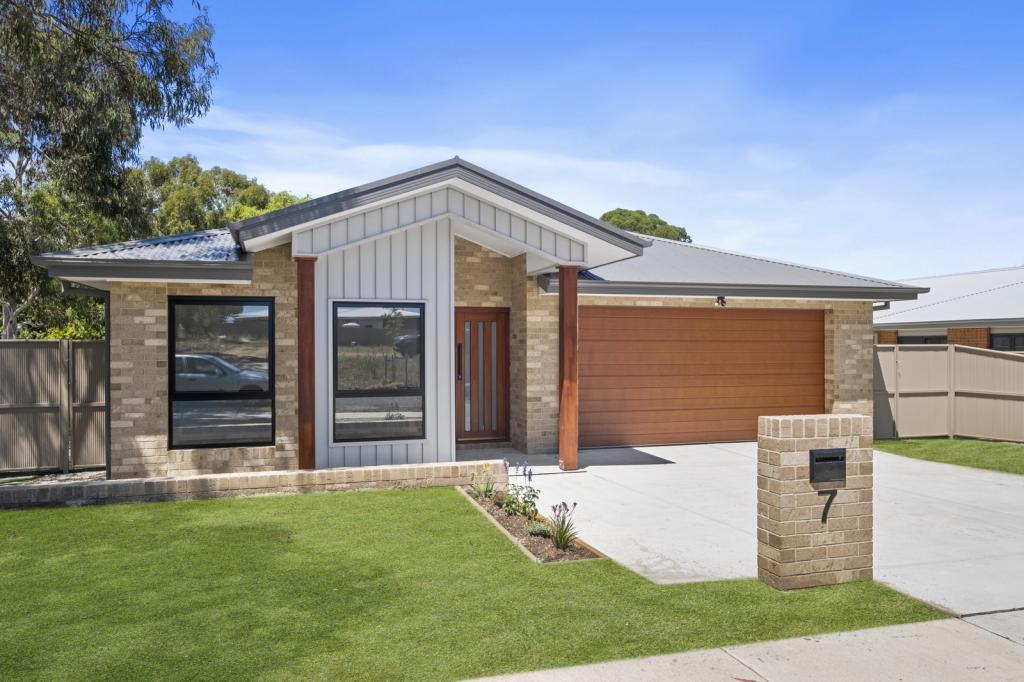 7 James Pl, Yass, NSW 2582