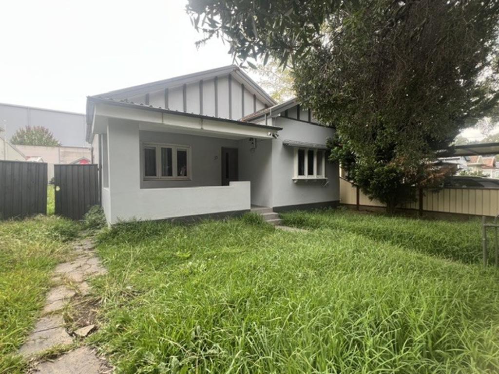 17 Telopea Ave, Homebush West, NSW 2140