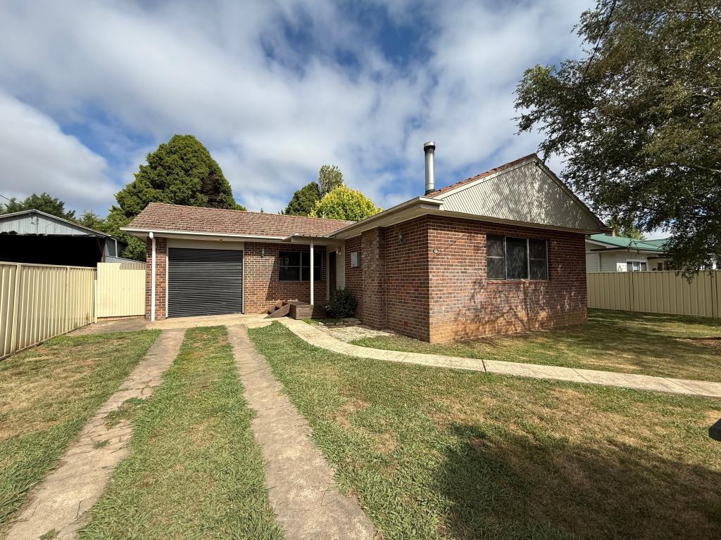 9 Stephenson St, Crookwell, NSW 2583