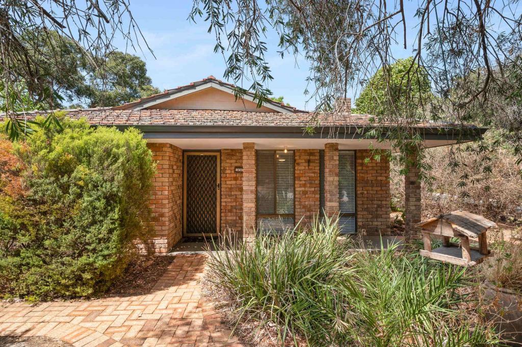 20 Trott Rd, Lesmurdie, WA 6076