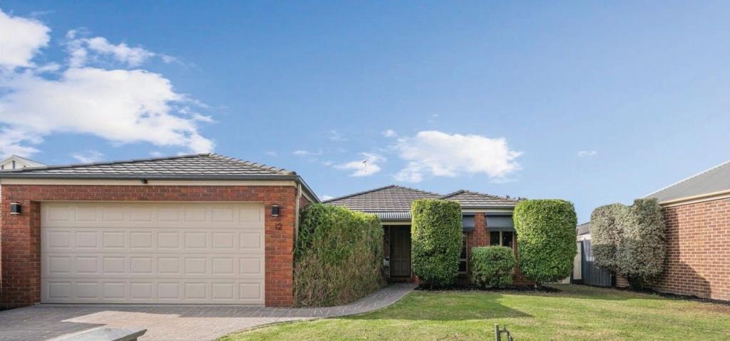 12 Carstairs Cl, Grovedale, VIC 3216