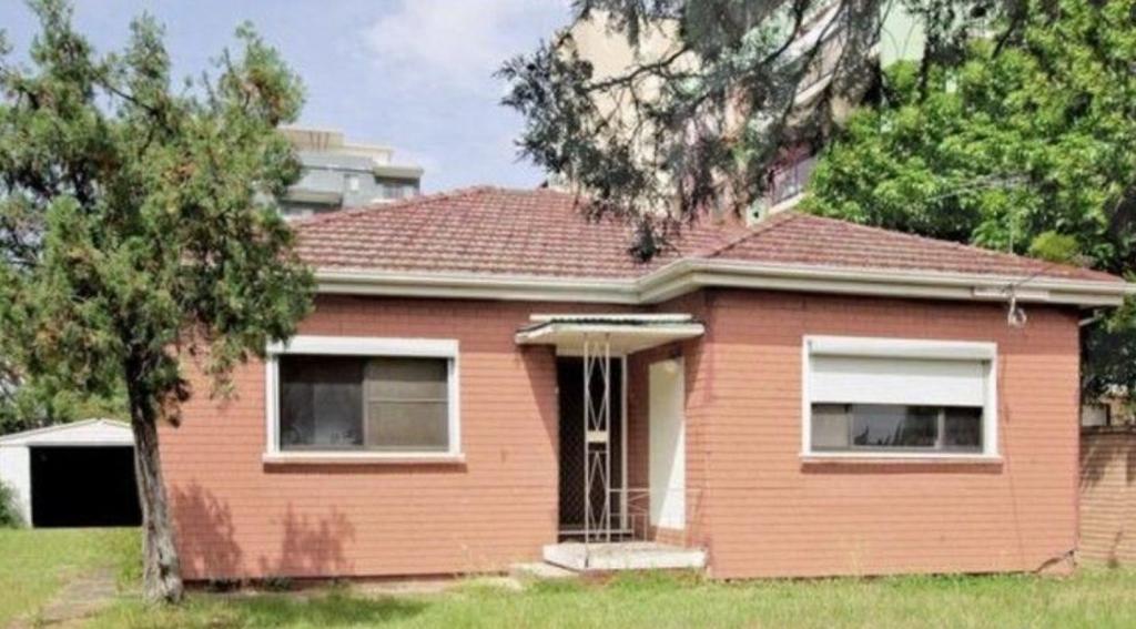 Contact agent for address, WARWICK FARM, NSW 2170