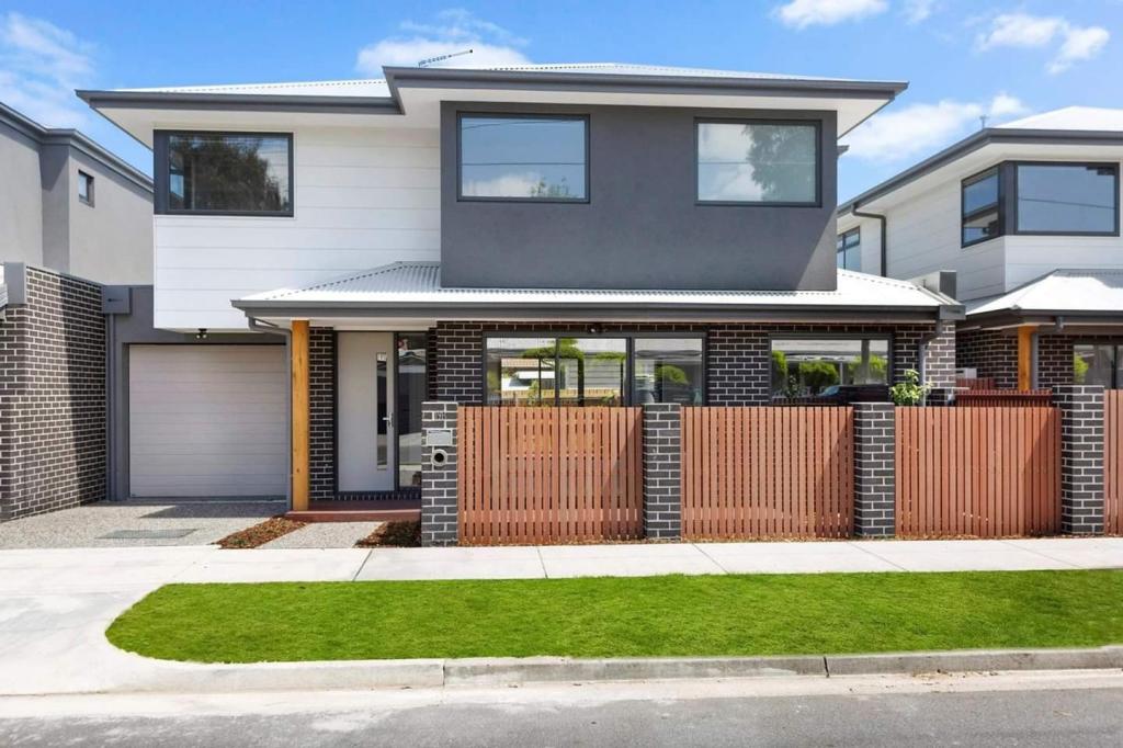 19b Ti-Tree Cres, Seaford, VIC 3198