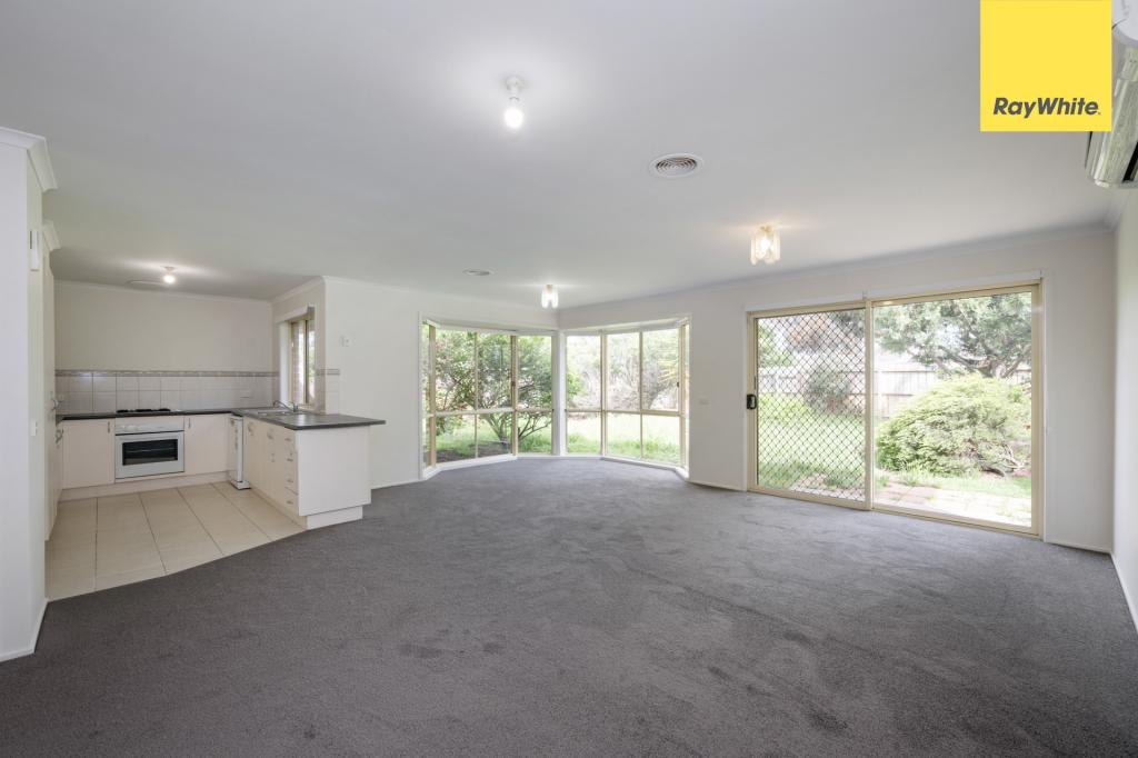 71 Dunvegan Dr, Kurunjang, VIC 3337