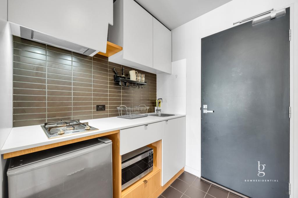 1113/131 PELHAM ST, CARLTON, VIC 3053