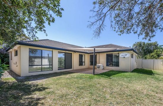 34 Ingles Cct, Arundel, QLD 4214