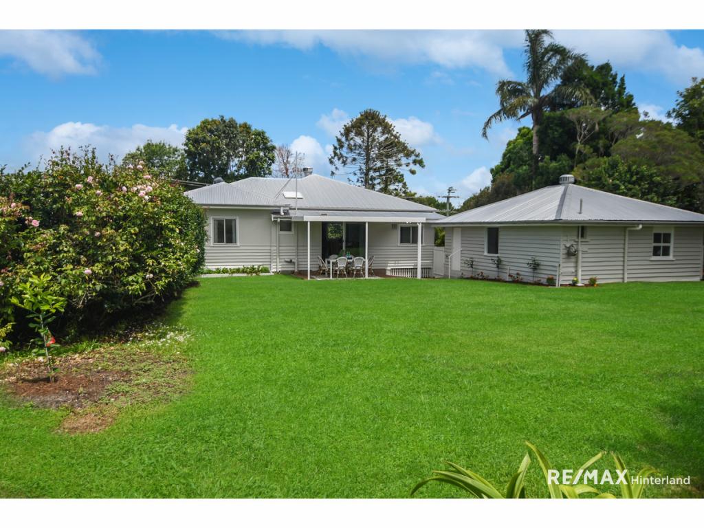 19 Bean St, Maleny, QLD 4552